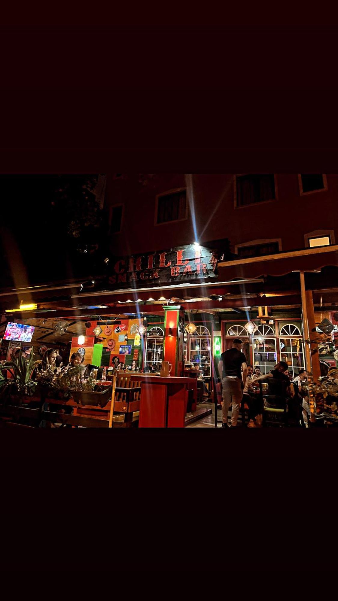 Hostel Chilli ติรานา ภายนอก รูปภาพ