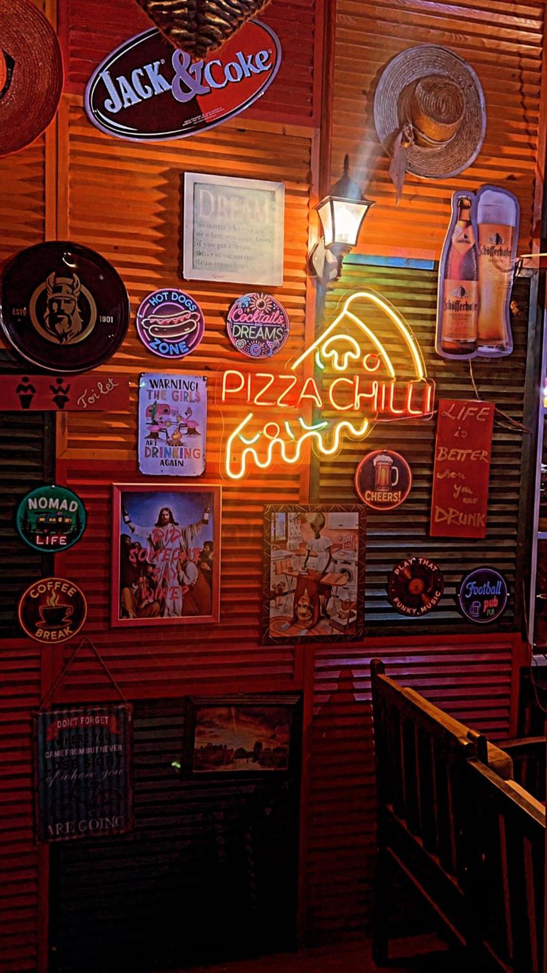 Hostel Chilli ติรานา ภายนอก รูปภาพ